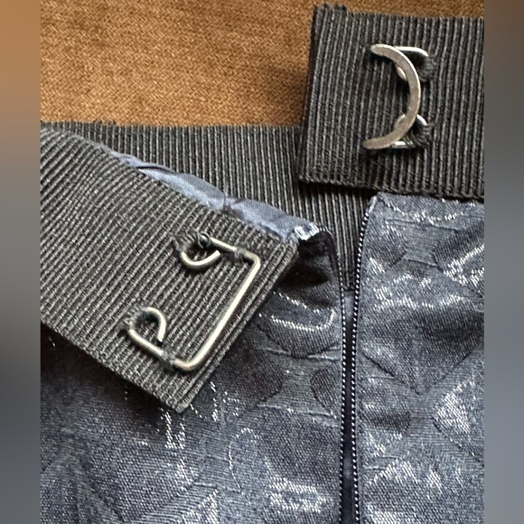 LOFT Dark Blue Quilted Metallic Mini Skirt SZ XL. With Pockets. - Picture 10 of 13